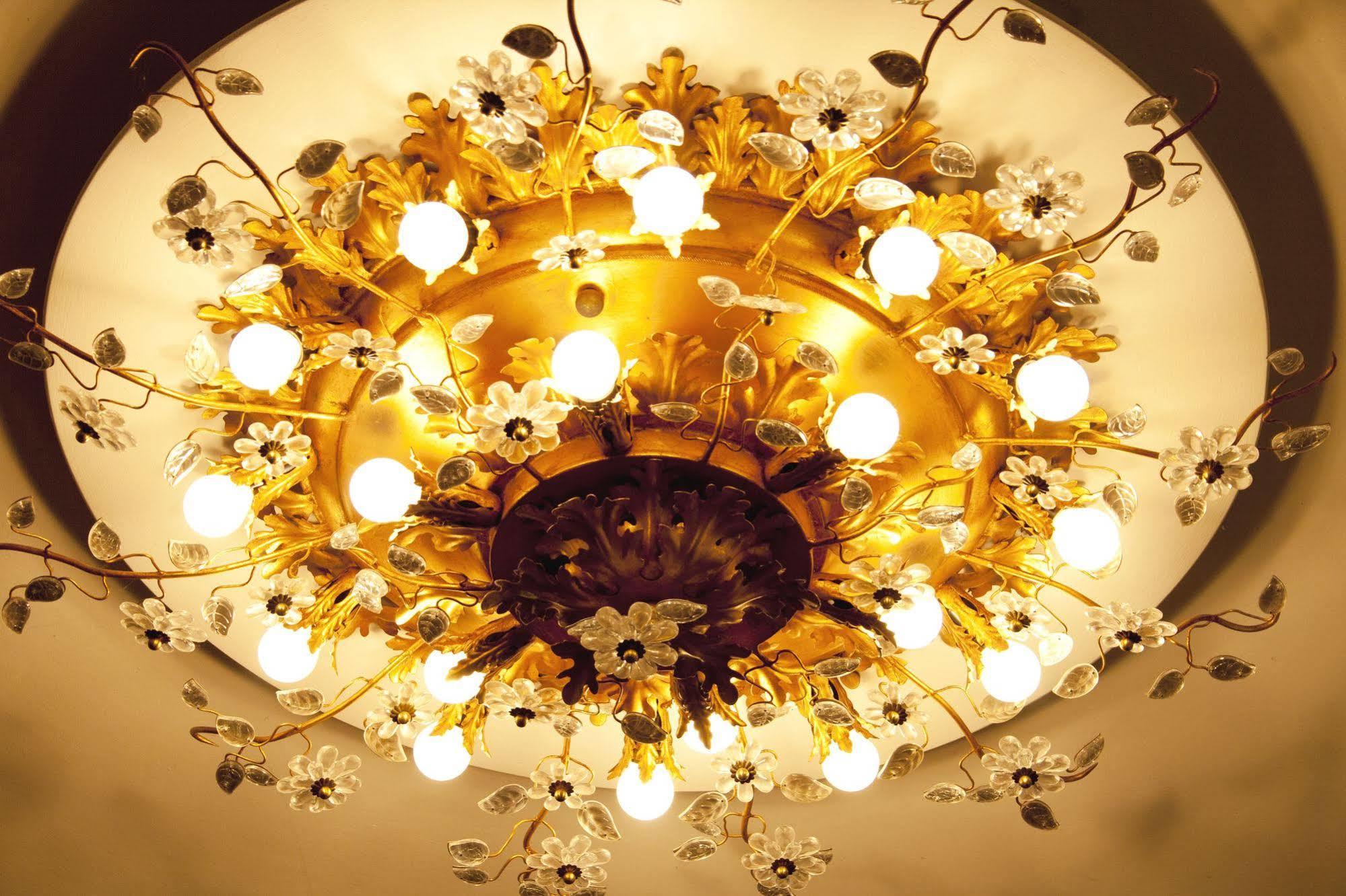 Hotel Zur Post Ашхайм Екстериор снимка